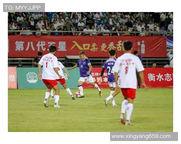 最不粘球的足球球星是谁 他是如何凭借高超技术助力球队的